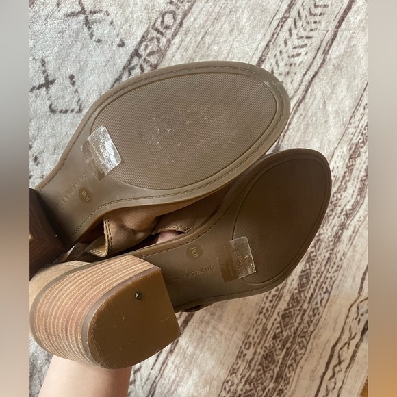 Lucky brand peep toe leather buckle booties size 9 - Picture 9 of 13